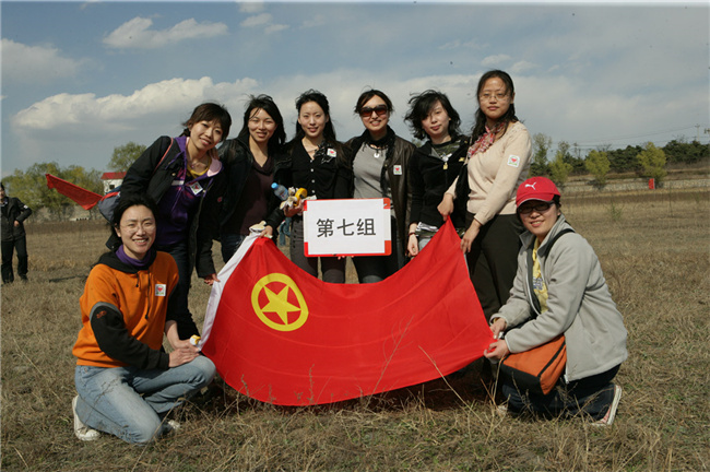 中国信保举办春季植树活动（2010）