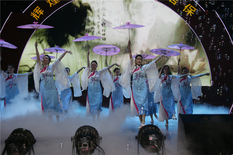 中国信保举办成立十周年大会（2011）