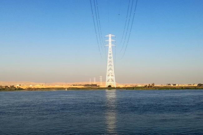 经济日报：政策性出口信用保险 护航国际产能合作中国制造和中国服务畅行海外